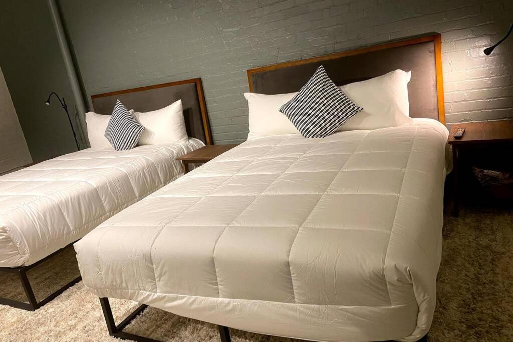 3E-Spacious 2 Bedroom In Oakland, Sleeps 8 Pittsburgh Exterior photo
